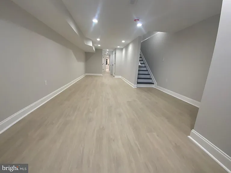 2141 Druid Hill Ave — Photo 51