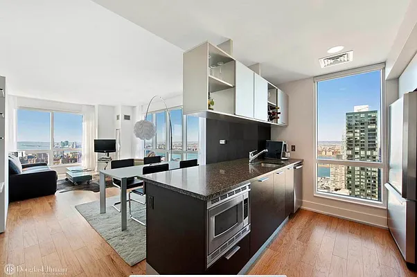 Rented by Douglas Elliman | media 32