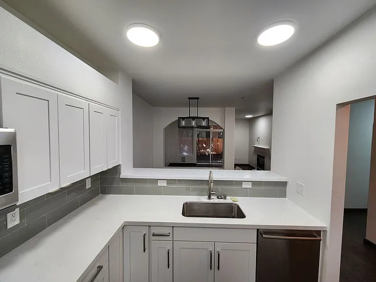 17827 80th Ave NE #B102 — Photo 11