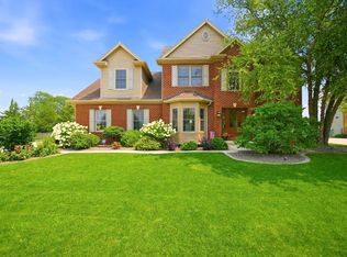 10143 California Ct, Crown Point, IN 46307