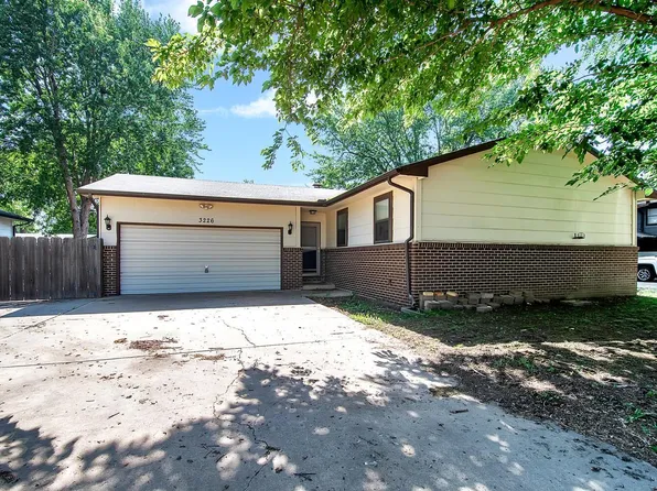 3226 S Illinois Ave, Wichita, KS 67217