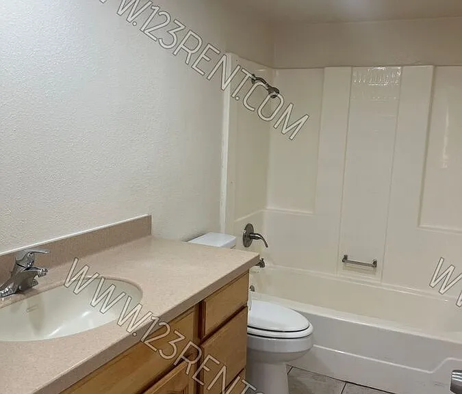 44438 13th St E — Photo 17