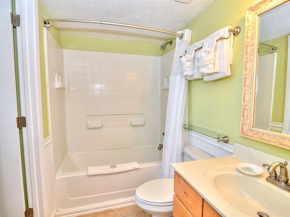 5th image of 2700 N Lumina Avenue #517