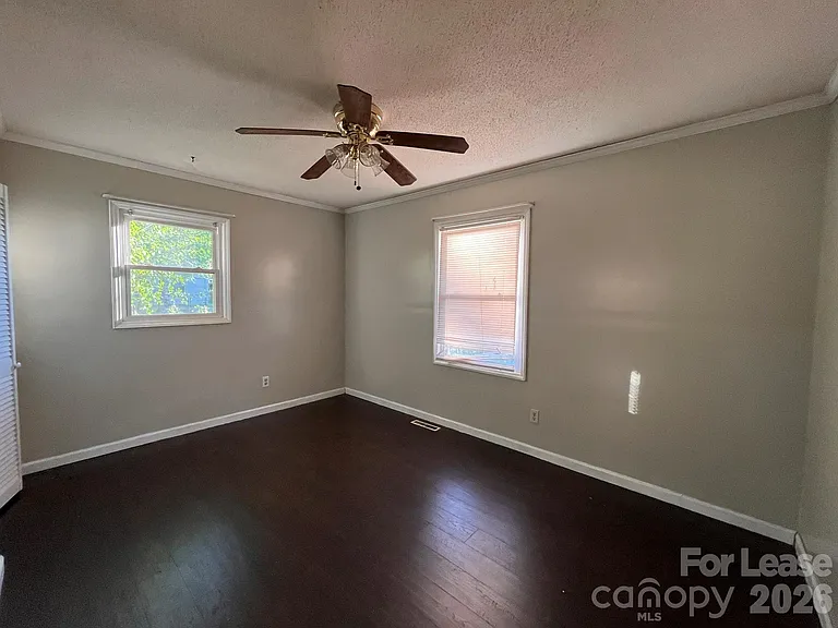 1144 Ellen Ave — Photo 6