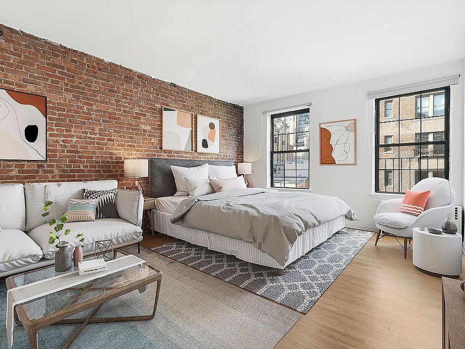 1st image of 29 W 84th St Unit Penthouse 5b