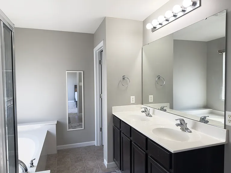 5585 Wavecrest Cir — Photo 19