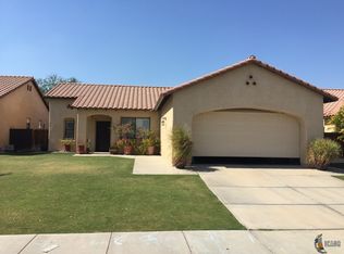 1218 Danenberg Dr, El Centro, CA 92243