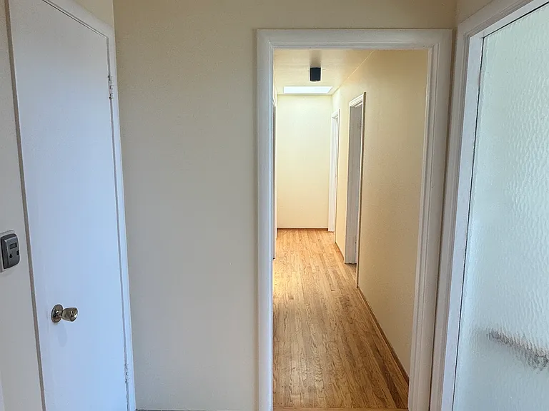 2652 Quintara St — Photo 8