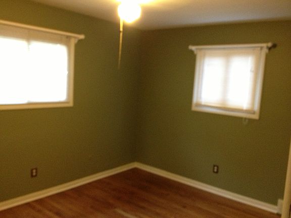 3rd image of 20021 Weyher St
