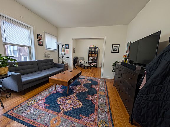 2nd image of 2953 W Fullerton Ave APT 3S