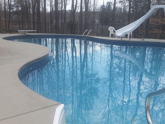 pool in winter