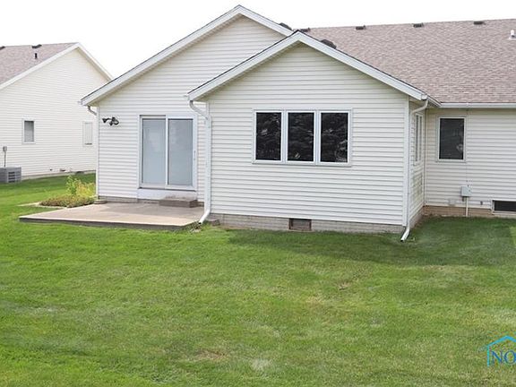 5th image of 4459 Clearwater Dr E