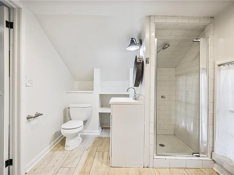 2509 Sharondale Dr NE — Photo 25