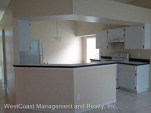 4th image of 9611 Long Meadow Dr