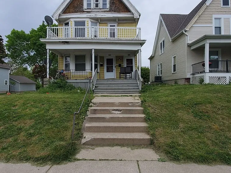 2001-2003 N 38th St. (Duplex) (Ace Property) — Photo 2