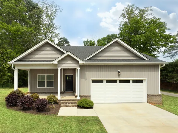 2125 Mae Dell Rd, Chattanooga, TN 37421