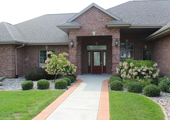 2nd image of 5133 N Old Orchard Dr