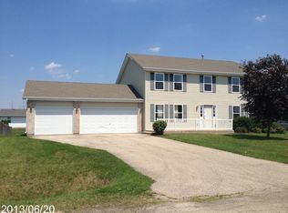 11011 Borage Trl, Roscoe, IL 61073