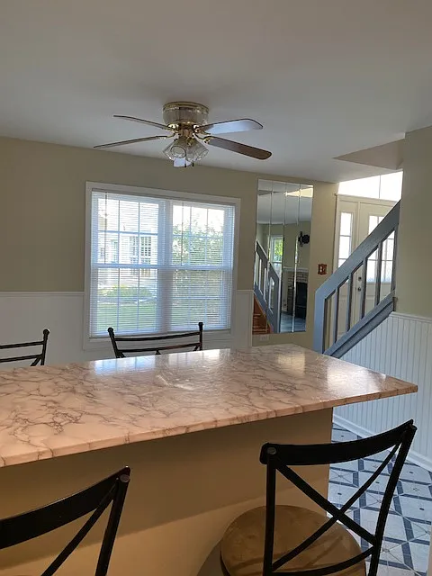 3 bed, 1.5 bath, 1338 sqft, $2,600 — Photo 4