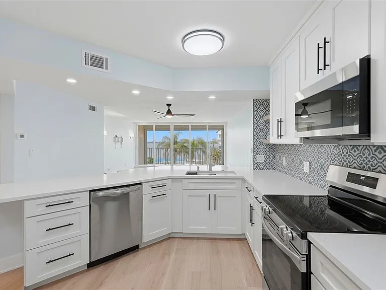 5277 Isla Key Blvd S #321 — Photo 6