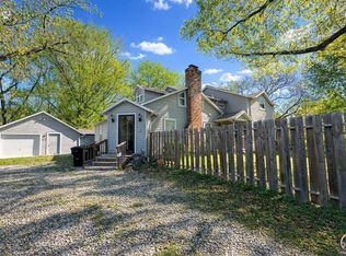 10020 SW Kingston Rd, Wakarusa, KS 66546