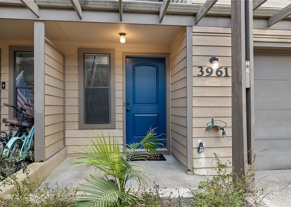 1st image of 3961 Aeries Way