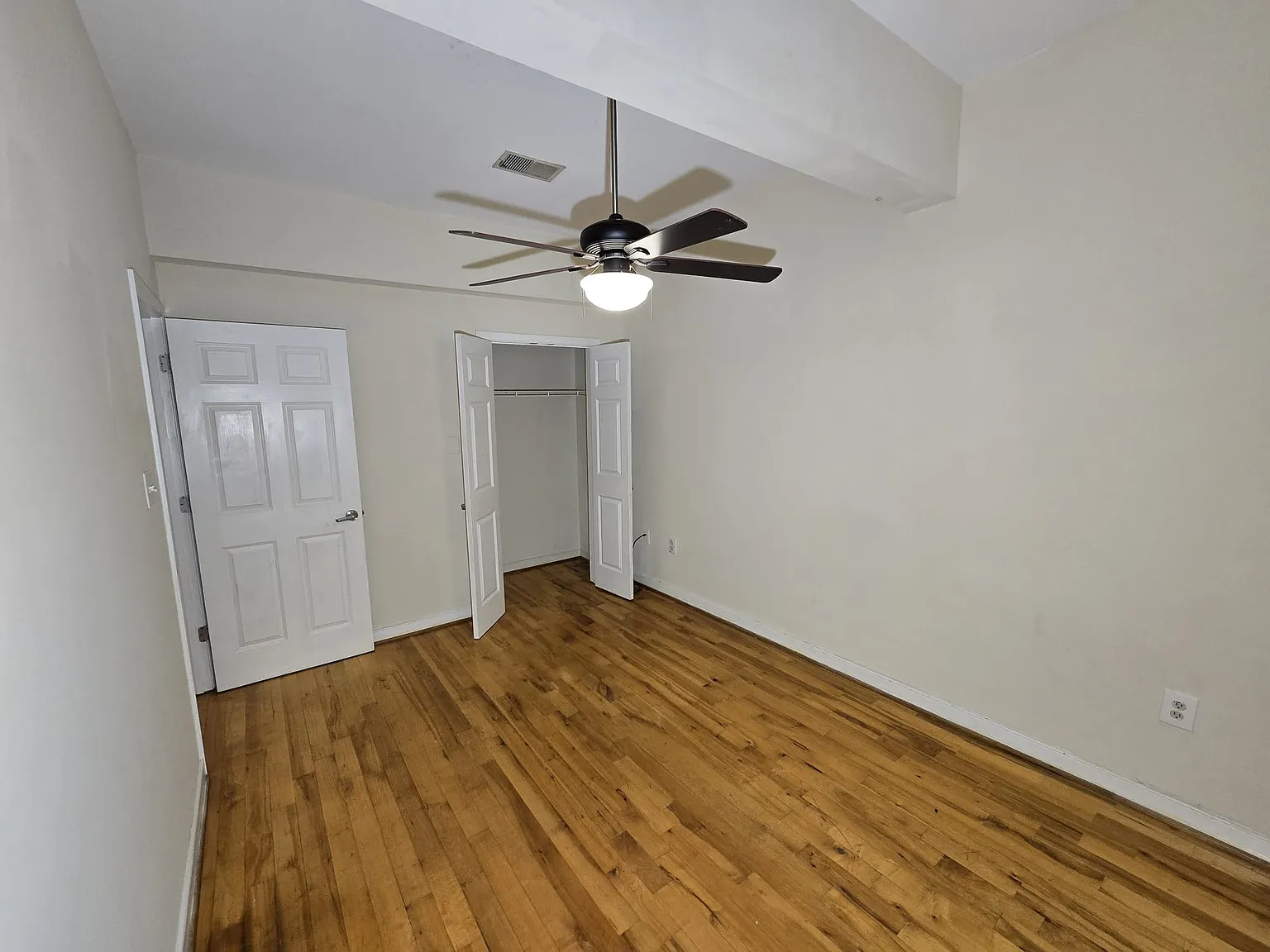 2 bed, 840 sqft, $1,495 — Photo 2