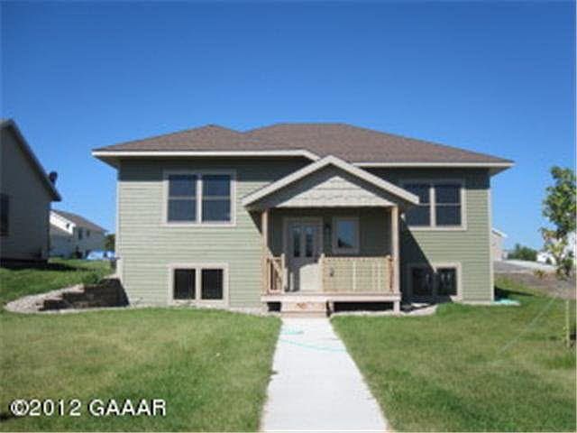 1st image of 944 Abbygail Drive NW