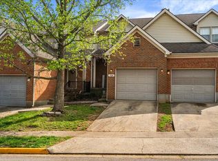 108 Park Place Ct, Paris, KY 40361