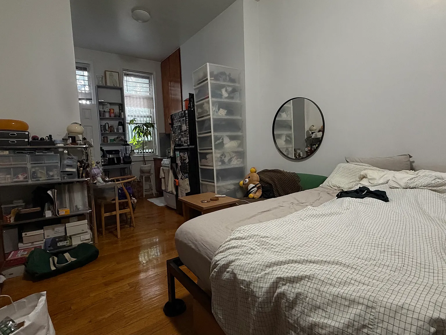 136 Irving Avenue — Photo 4