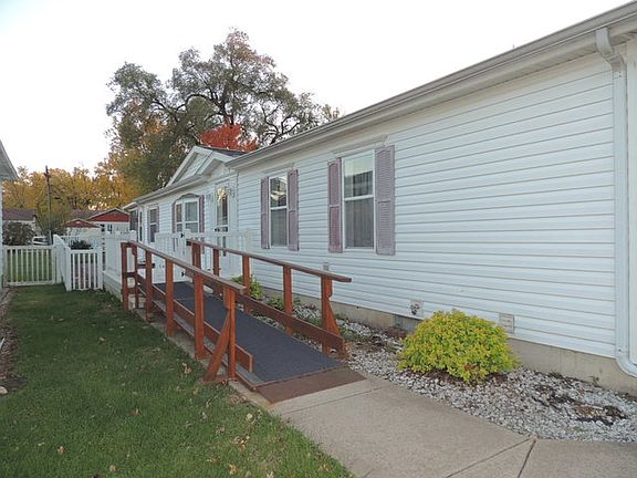 2nd image of 1103 1/2 Sundown St