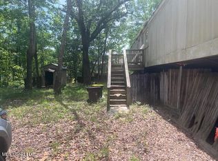 8705 Maple Ave, Ocean Springs, MS 39564