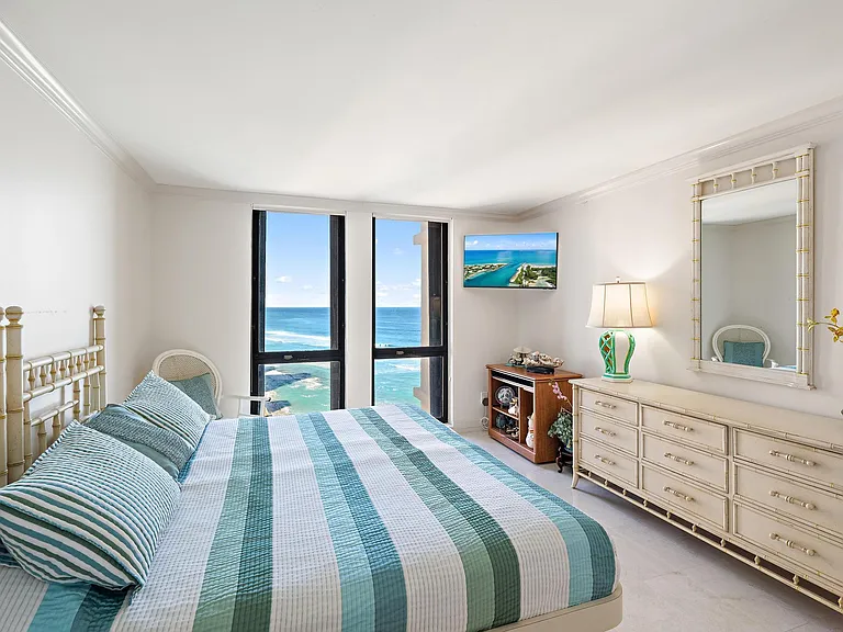 5380 N Ocean Dr #19E — Photo 15