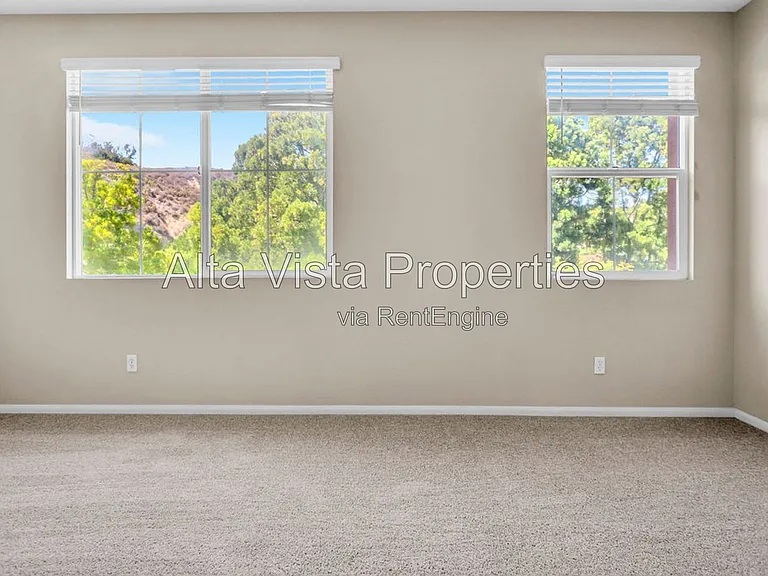 2785 Matera Ln — Photo 32