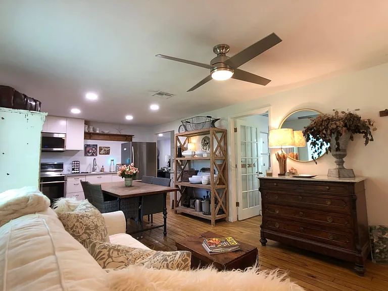 872 Cooper St — Photo 2