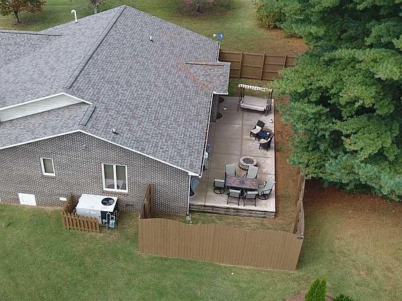 3rd image of 101 Newell Village Dr