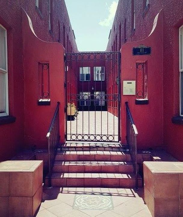 2nd image of 111 S Newport Ave #11