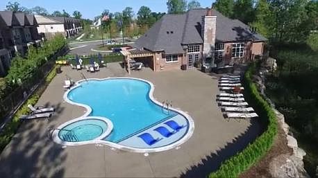 Beautiful Pool Near Rochester Hills, Lake Orion, MI, Townhom