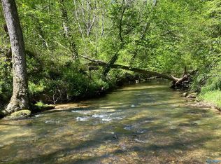 2040 County Road 1082, Vinemont, AL 35179