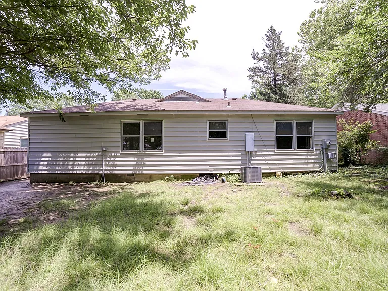 1618 S Ash Pl — Photo 33