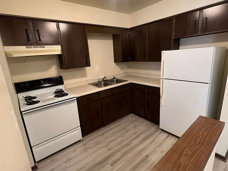 5021 Byrd Ave — Photo 13