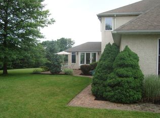 1645 Potter Dr, Pottstown, PA 19464