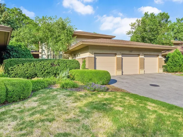 1407 Hawthorne Ln #19C, Hinsdale, IL 60521