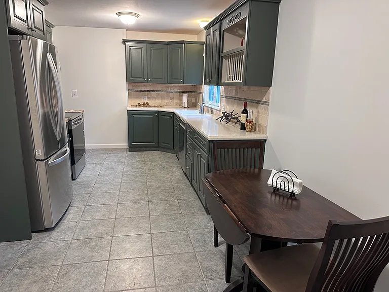 60 Sherwood Dr — Photo 11