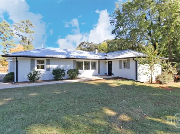 1092 W Lake Dr, Athens, GA 30606