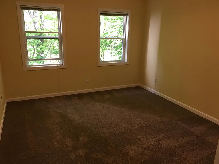 1360 Main St — Photo 3