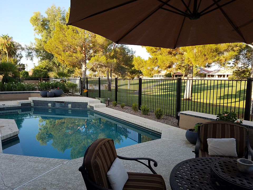 Pool, Golf Course and Lake