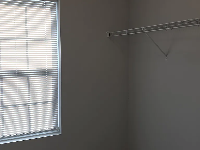 553 Old Salem Dr — Photo 23