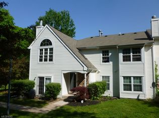 12 Wycombe Pl #12, Somerset, NJ 08873