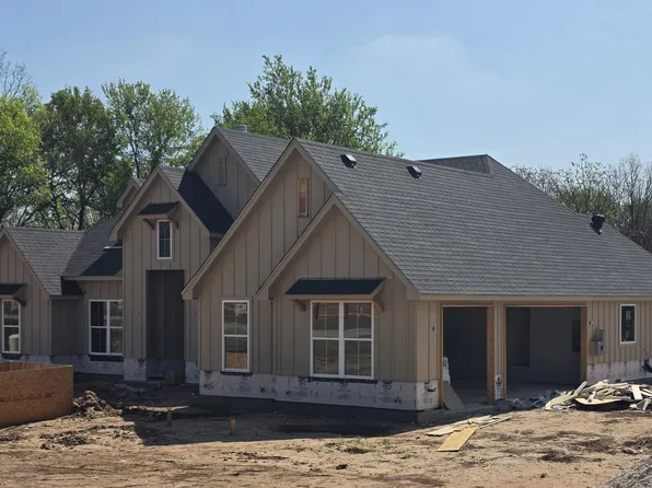 511 Pernell Ct, Weatherford, TX 76087